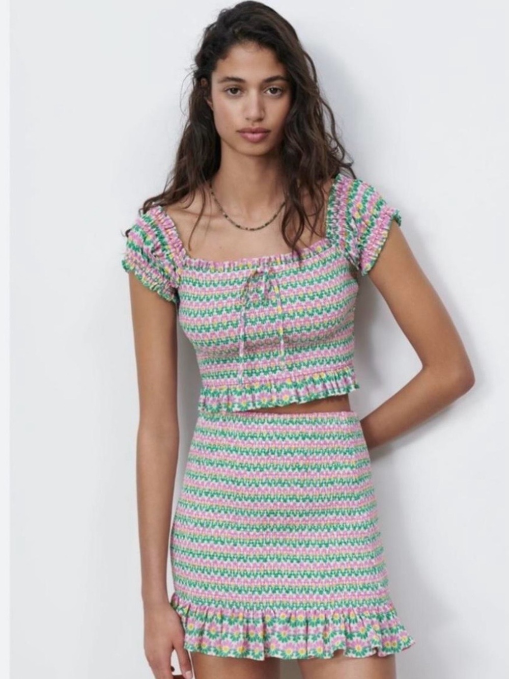Zara Floral Smoked Crop Top Womens S Pink Green Daisy Ruffle Milkmaid 2621/650